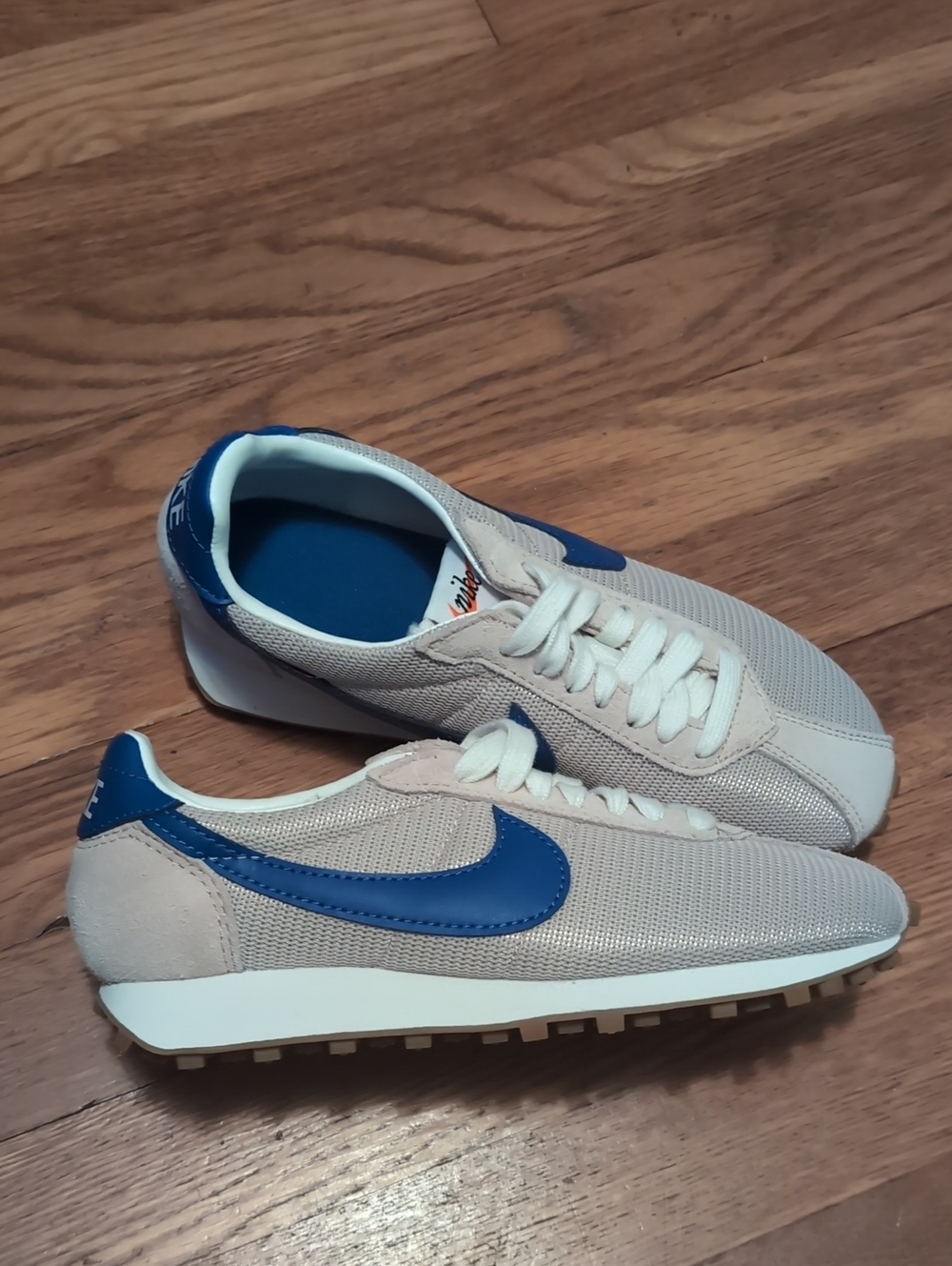 NIKE LD-1000 WOMEN SNEAKERS SIZE 5.5